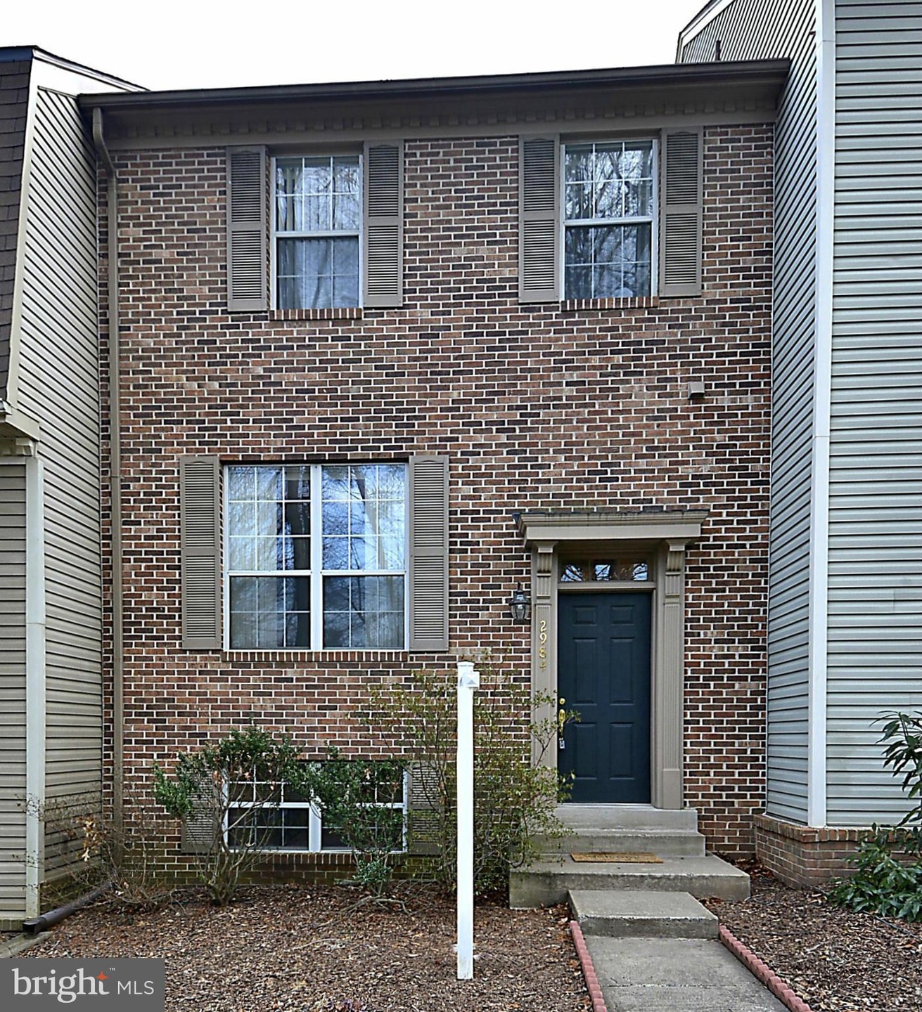 2984 Mission Square Dr, Fairfax, VA 22031 - photo 1