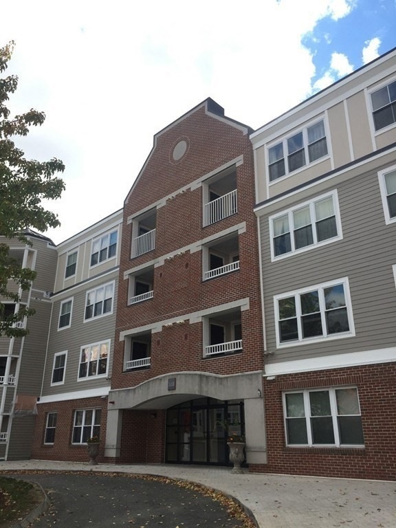 318 Rindge Ave unit 316, Cambridge, MA 02140 - photo 1