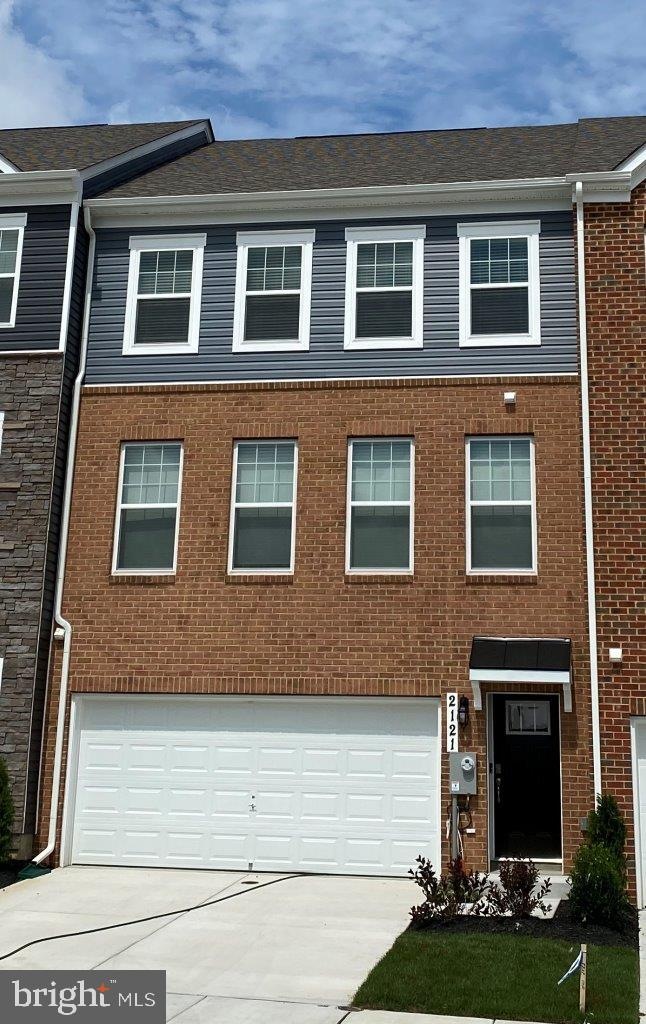 2045 Ruby Lockhart Blvd, Mitchellville, MD 20721 - photo 1