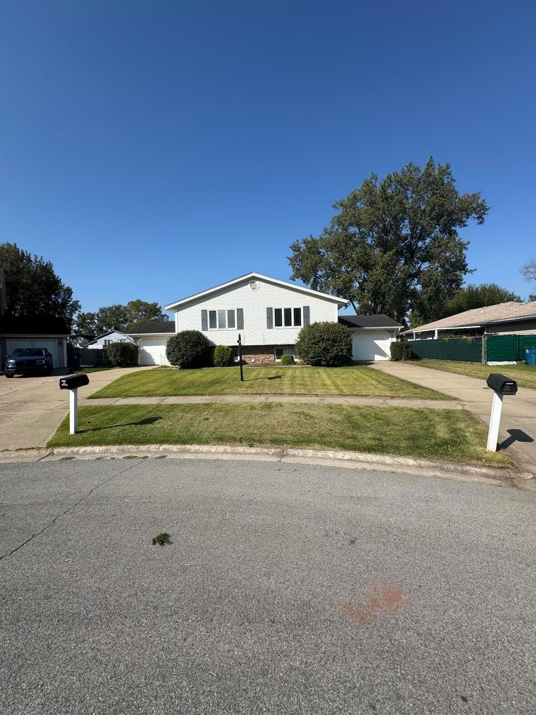 For Sale $399,000 • Co-Listing Agent