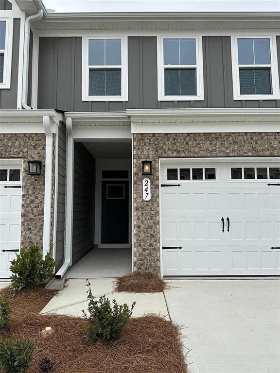 247 Salt Lake Ln, Hoschton, GA 30548 - photo 1