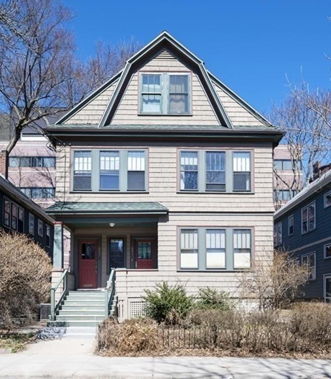 643 Green St, Cambridge, MA 02139 - photo 1