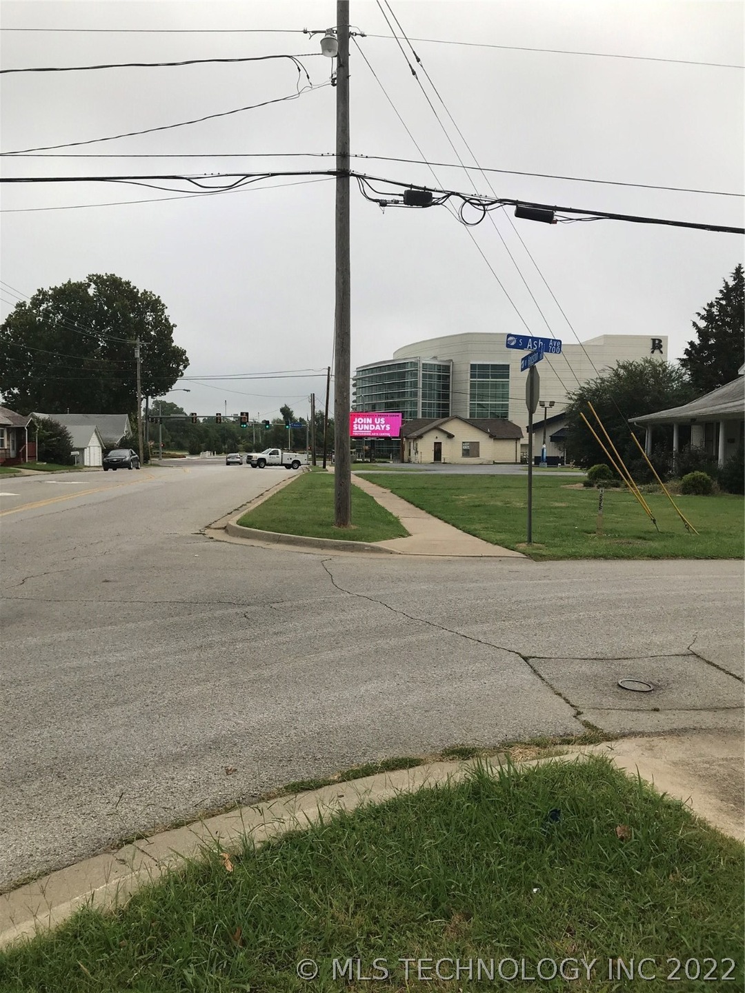 1/2 Block to Broken Arrow Performing Arts Center