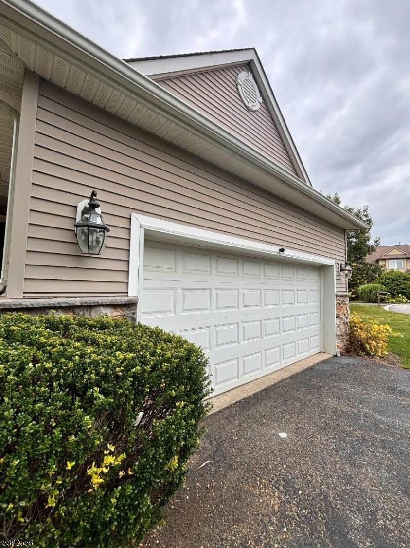 5 Little Tarn Ct, Hamburg, NJ 07419 - photo 1