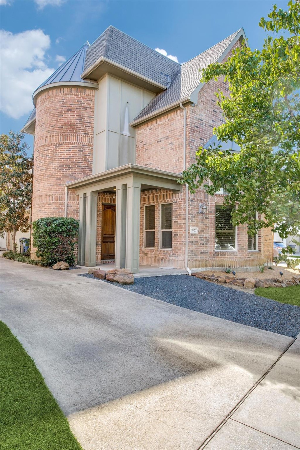 5020 Mission Ave, Dallas, TX 75206 - photo 1