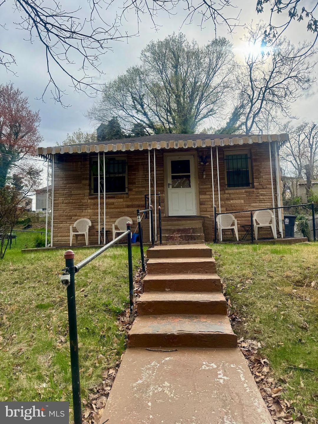 Under Contract $190,000