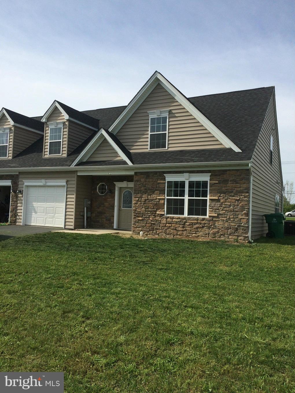 3619 Oakley Ln, Greencastle, PA 17225 - photo 1
