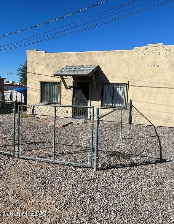 For Rent $1,195/month