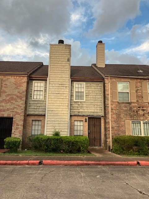 9901 Sharpcrest St unit 4, Houston, TX 77036 - photo 1