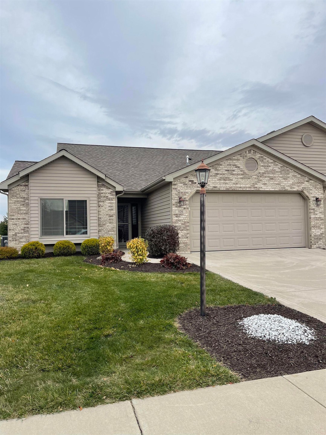 826 Heatherwood Ln, Ossian, IN 46777 - photo 1