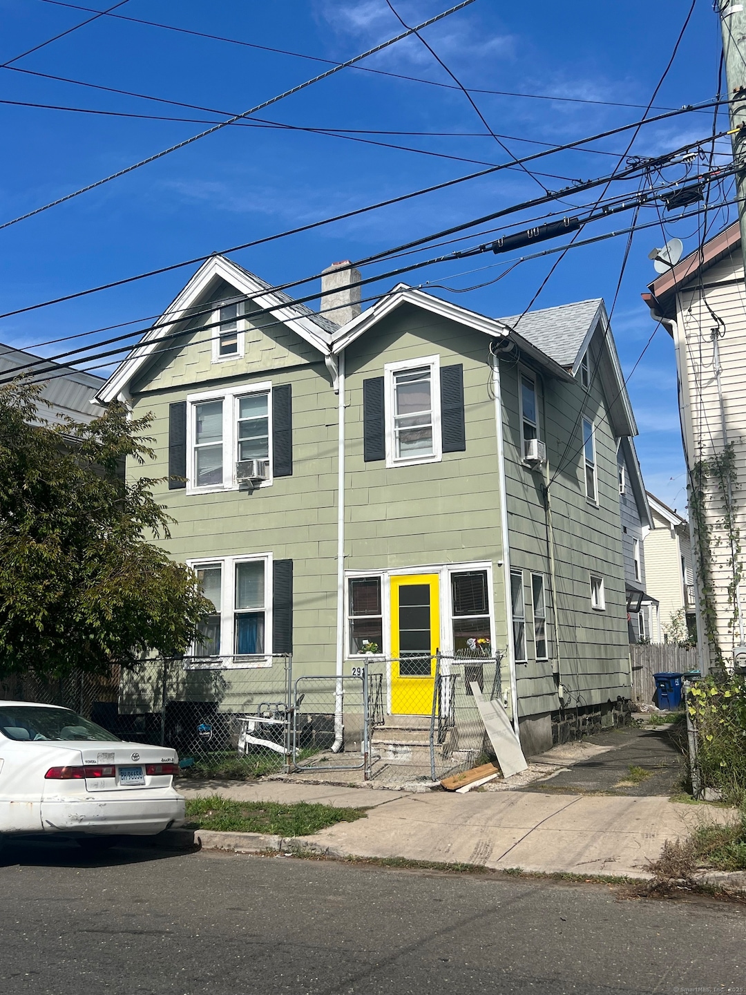 291 Stillman St, Bridgeport, CT 06608 - photo 1