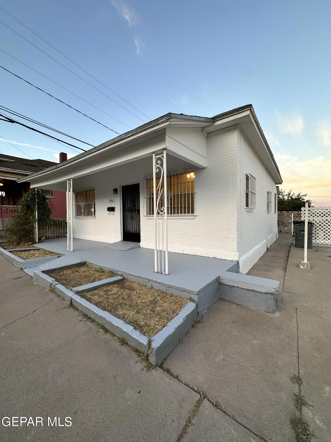 1906 Alabama St, El Paso, TX 79930 - photo 1