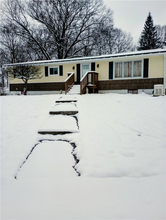 133 Gilmore Dr, Kennerdell, PA 16374 - photo 1