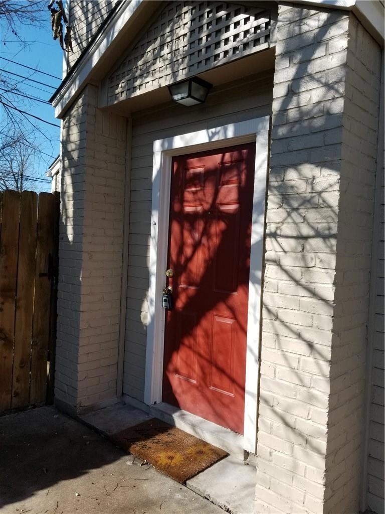 1203 Danbury Square unit B, Austin, TX 78723 - photo 1