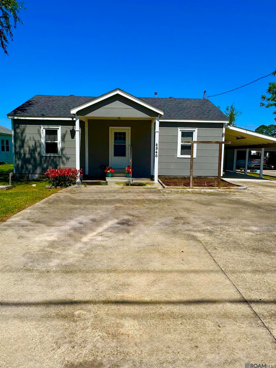For Rent $1,200/month