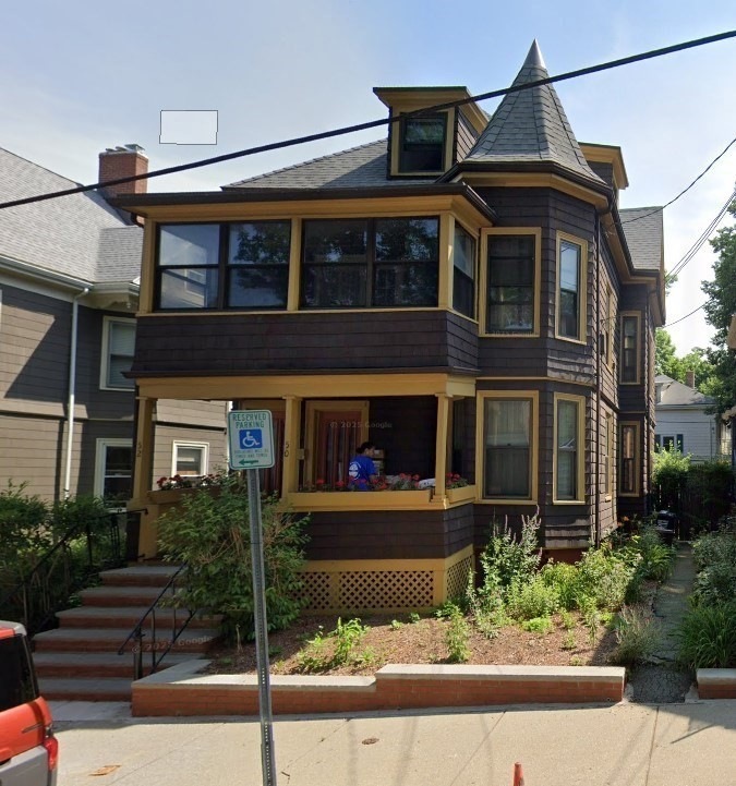 52 Mount Pleasant St unit 2, Cambridge, MA 02140 - photo 1