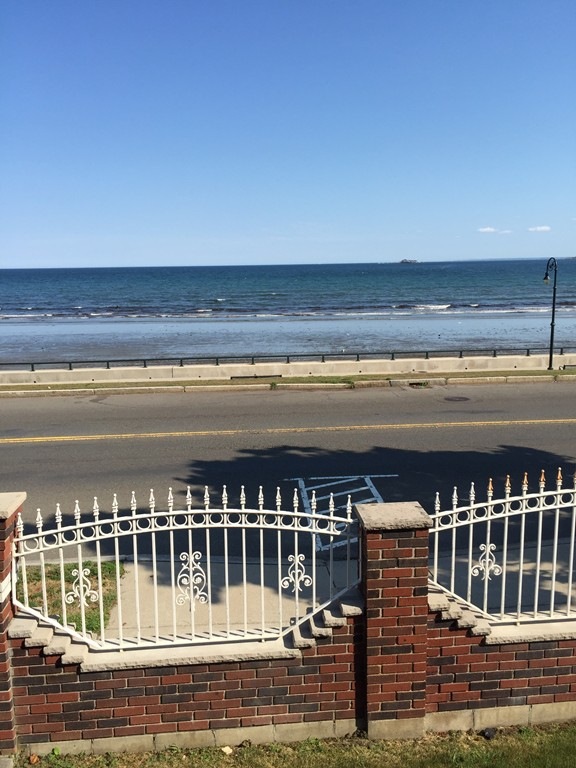 77 Lynn Shore Dr unit 1, Lynn, MA 01902 - photo 1