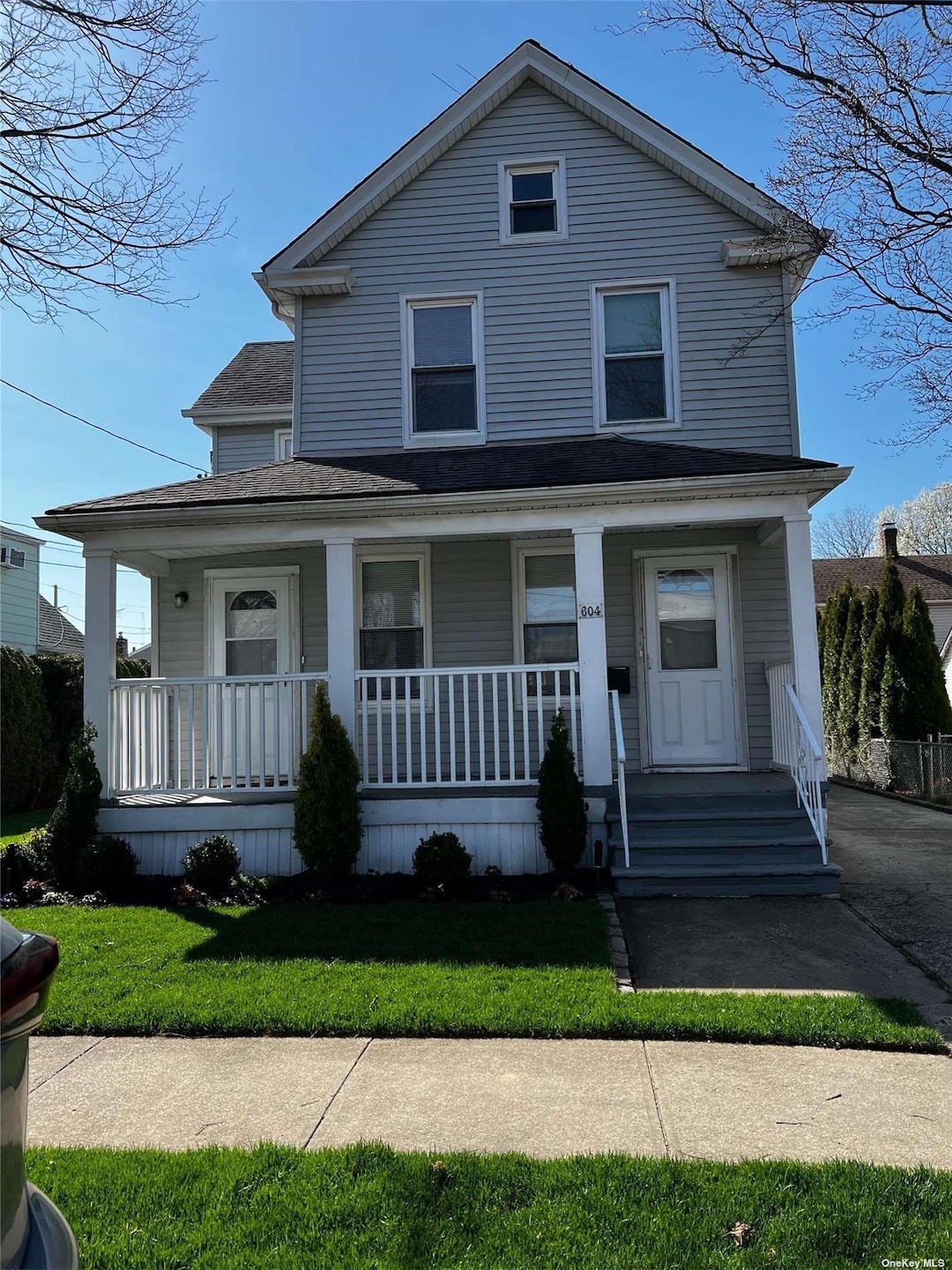 Sold $705,000 • Co-Listing Agent