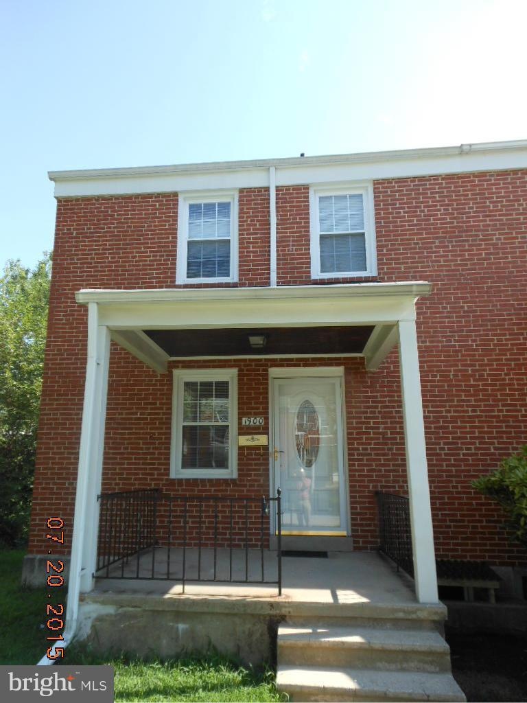 1900 Wadsworth Way, Baltimore, MD 21239 - photo 1