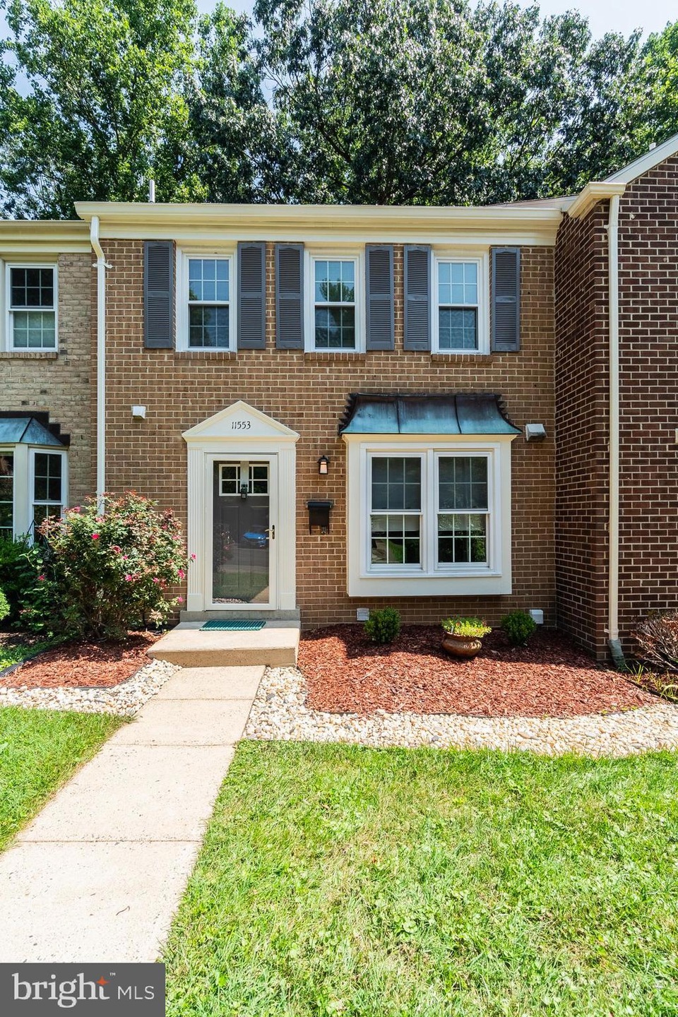 11553 Pine Cone Ct, Reston, VA 20191 - photo 1