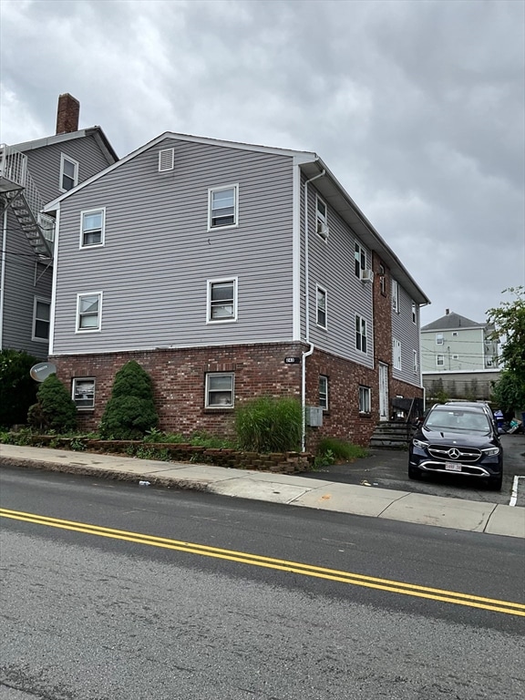 For Sale $219,000 • Co-Listing Agent