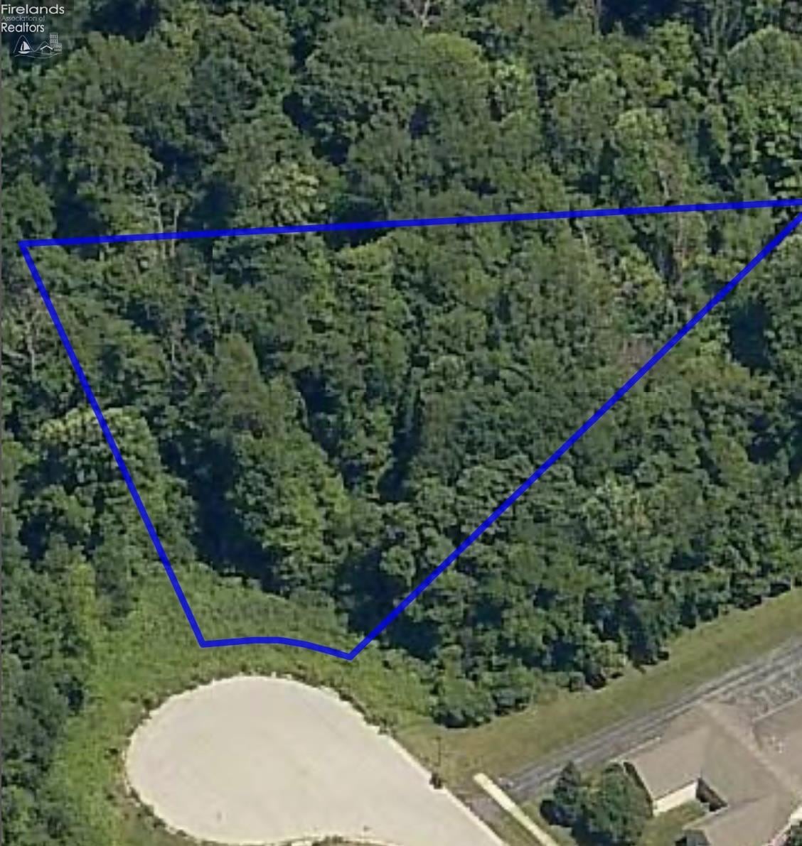 0 Merlin Ln unit 20253639, Clyde, OH 43410 - photo 1