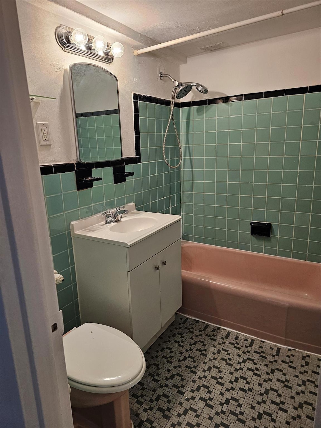 For Rent $1,500/month