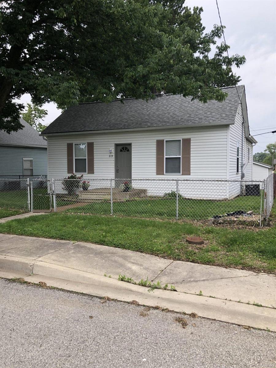 219 S Donk Ave, Maryville, IL 62062 - photo 1