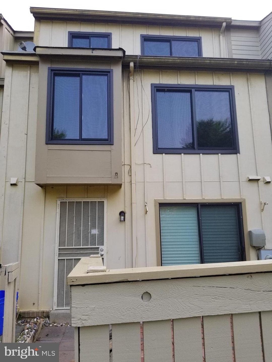 9228 Chadburn Place, Montgomery Village, MD 20886 - photo 1