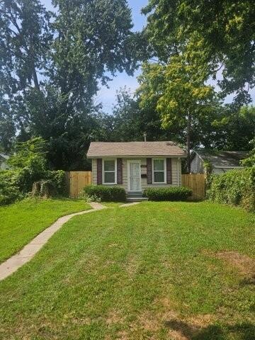 5049 Lafontaine St, Grosse Pointe, MI 48236 - photo 1