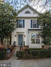 8 Cottage Field Ct, Germantown, MD 20874 - photo 1