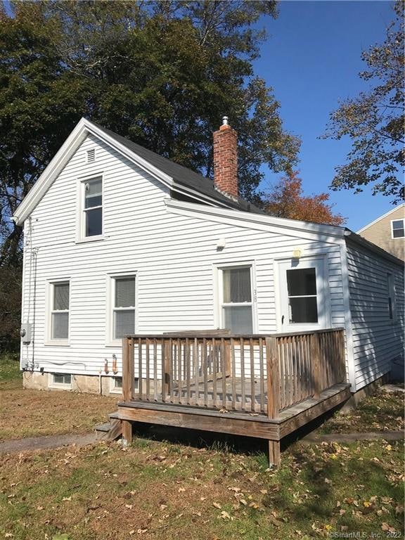 38 Moss St, Pawcatuck, CT 06379 - photo 1