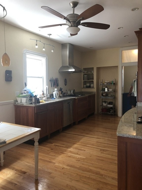 86 Hudson St unit 2, Somerville, MA 02143 - photo 1