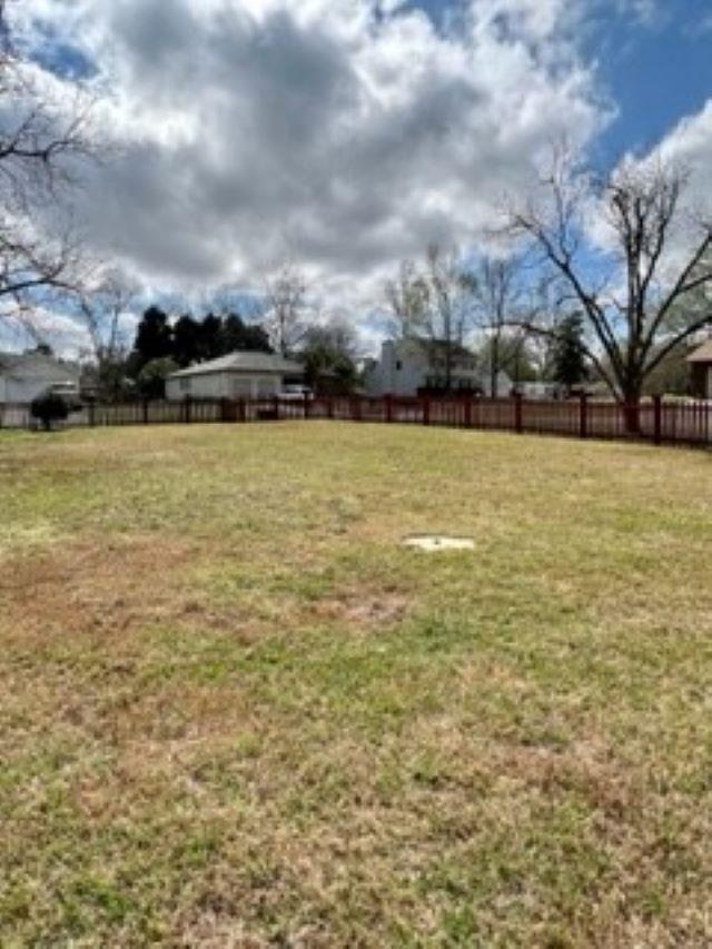 301 Wake Forest Dr, Warner Robins, GA 31093 - photo 1