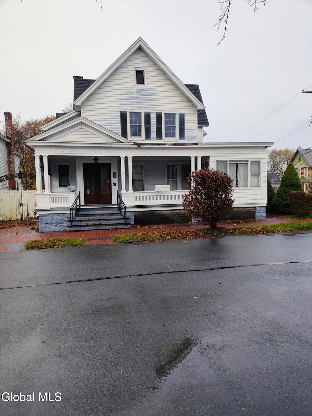 19 Fox St, Gloversville, NY 12078 - photo 1