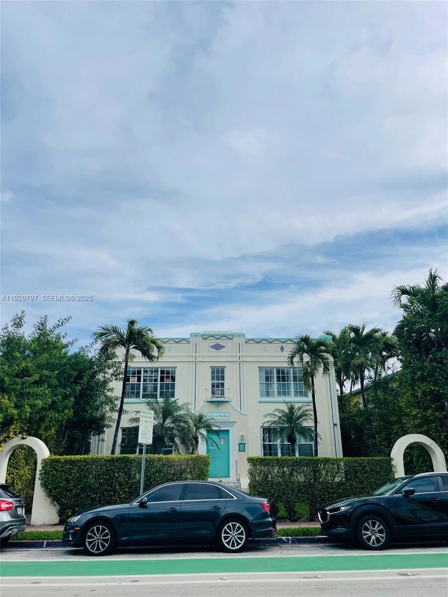 1027 Euclid Ave unit 3, Miami Beach, FL 33139 - photo 1
