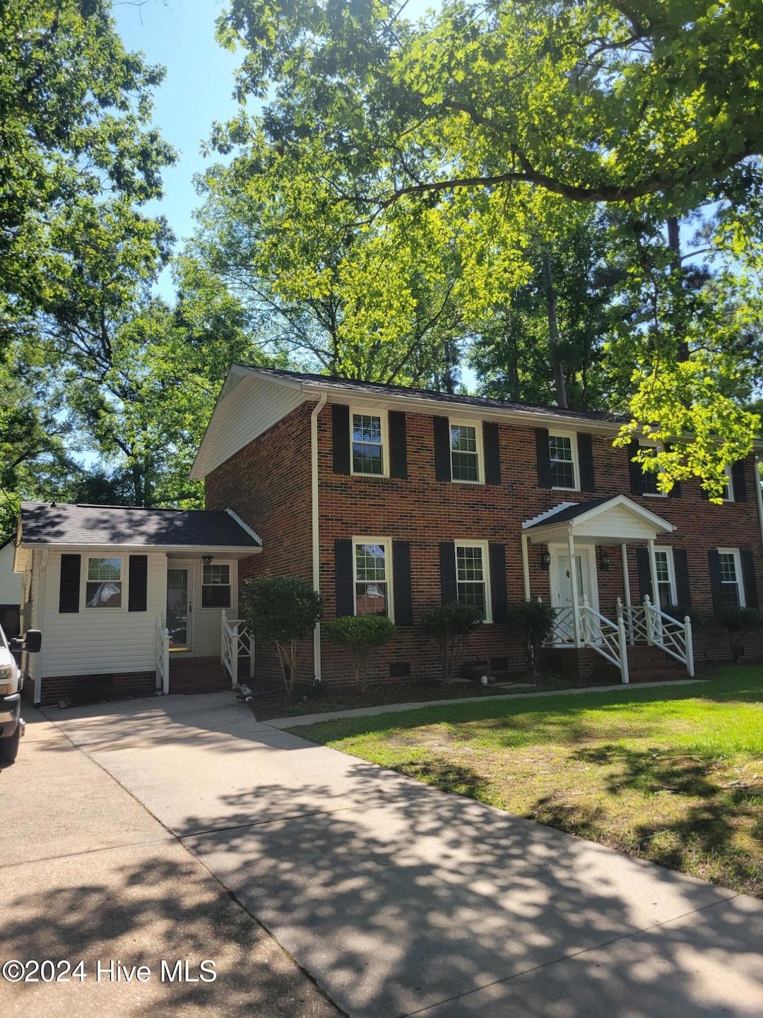 622 Shadowwood Dr, Jacksonville, NC 28540 - photo 1