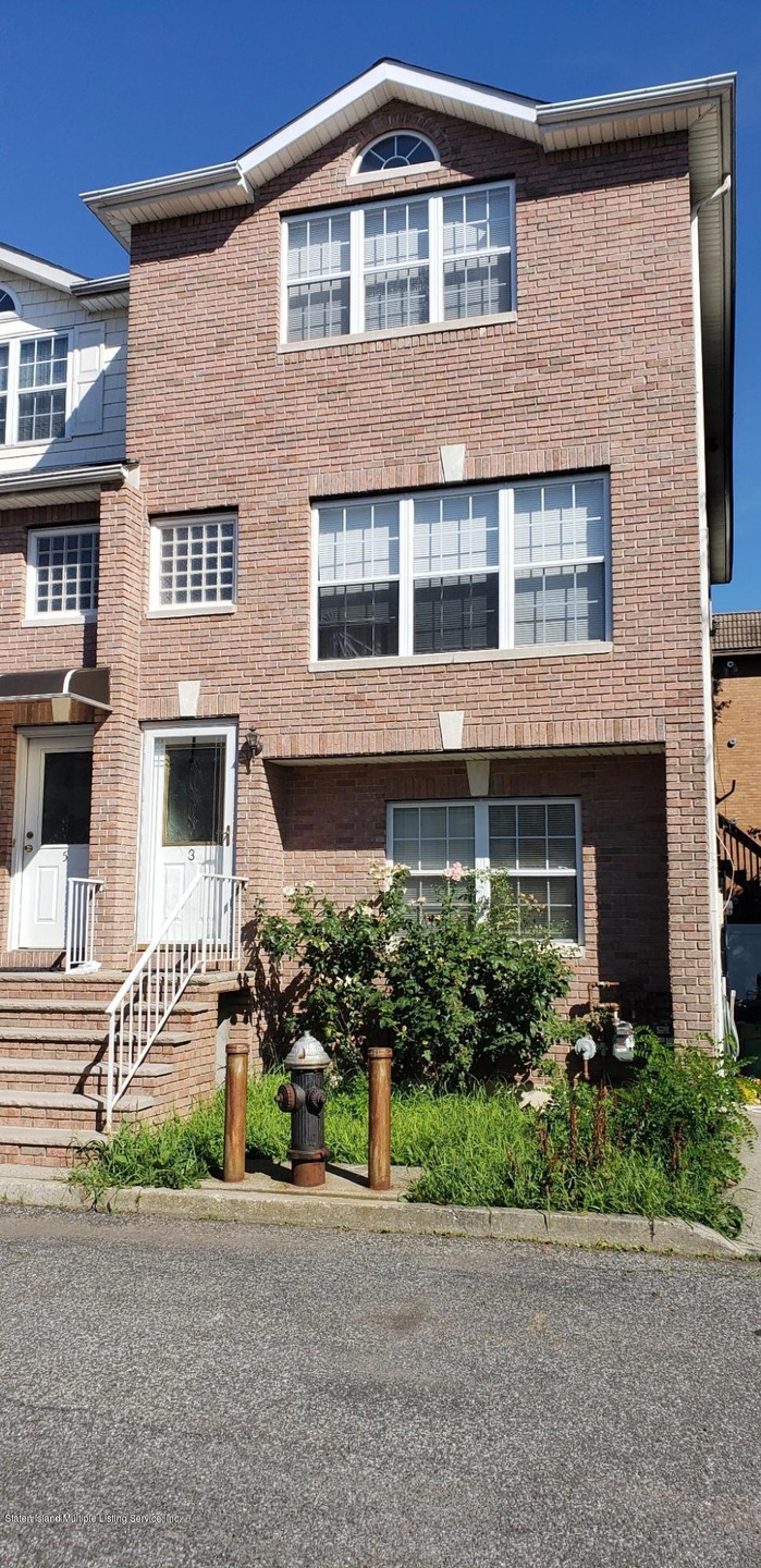 3 Daniella Ct, Staten Island, NY 10314 - photo 1