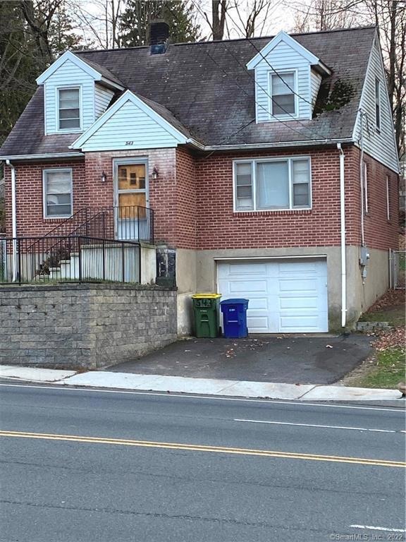 543 Chase Ave, Waterbury, CT 06704 - photo 1