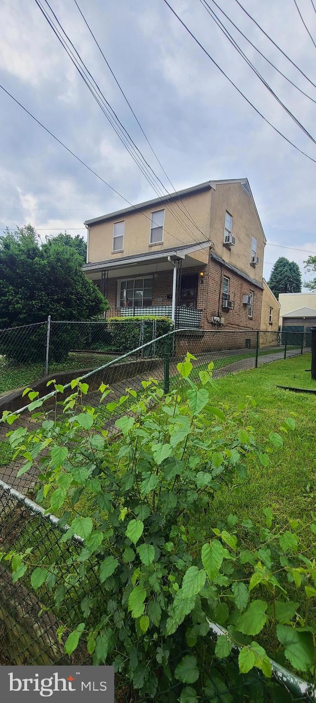 1030 Lawrence Ave, Darby, PA 19023 - photo 1