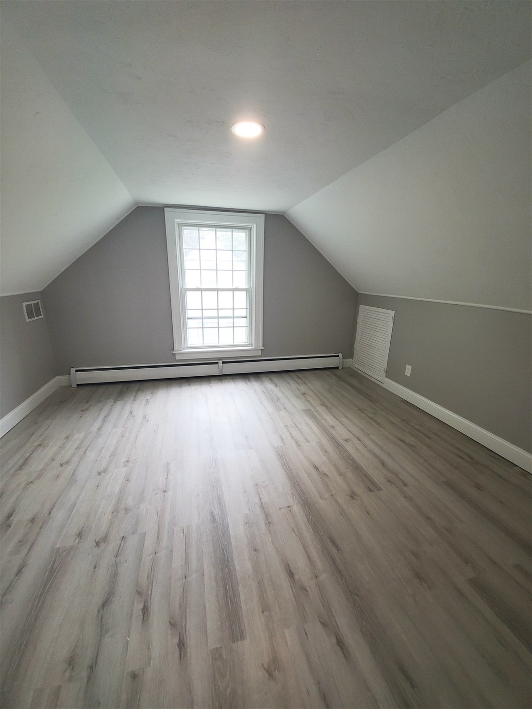 29 Tougas Ave, Manchester, NH 03109 - photo 1