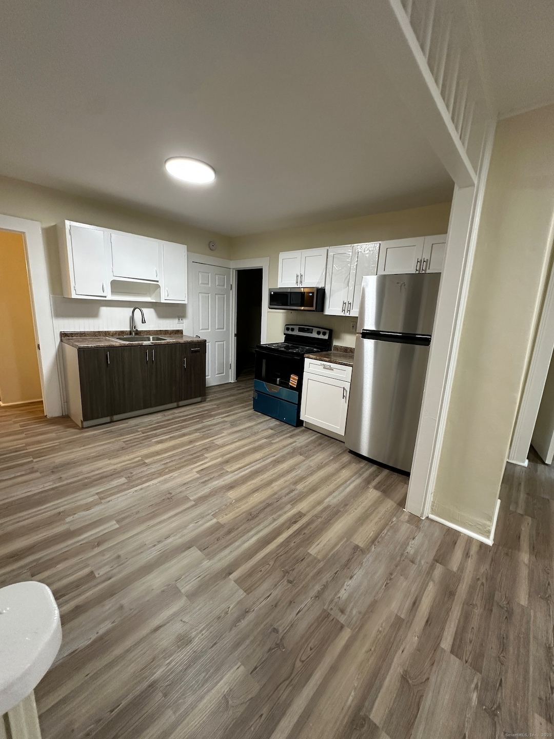 42 Spring St unit 2, New London, CT 06320 - photo 1