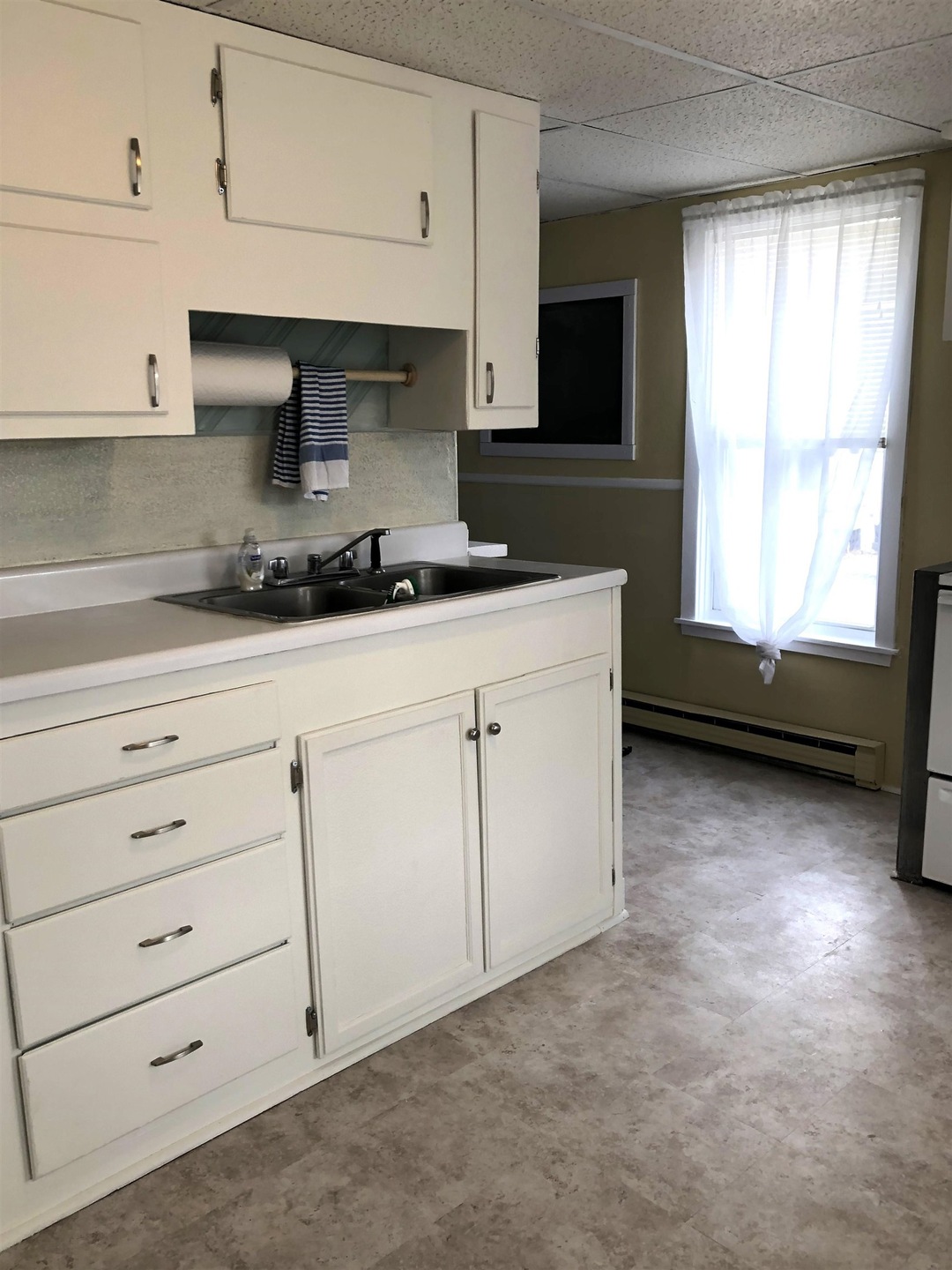 79 Union St unit 1, Littleton, NH 03561 - photo 1