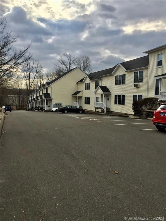 416 S Main St unit 2, Wallingford, CT 06492 - photo 1