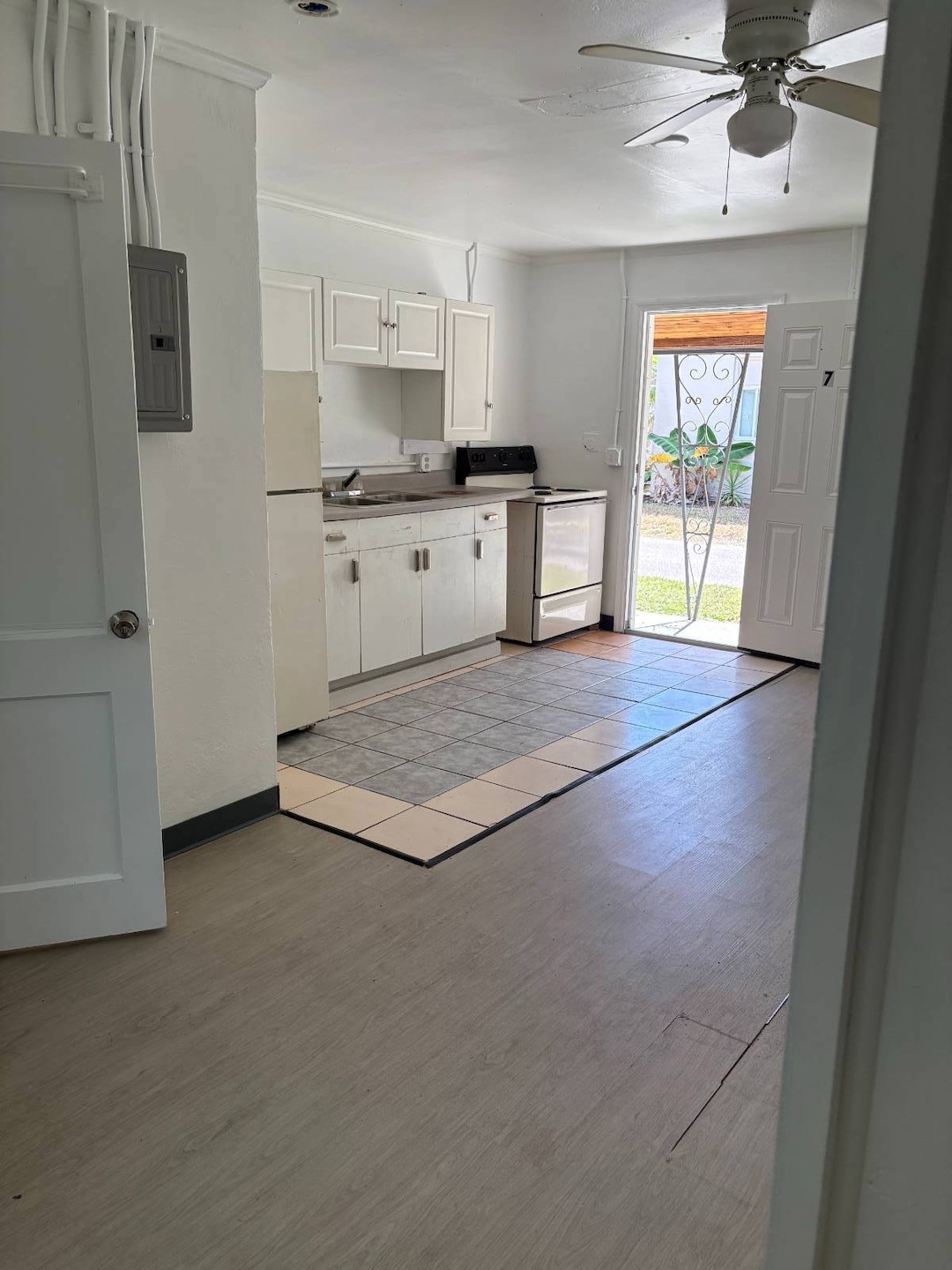 For Rent $1,175/month