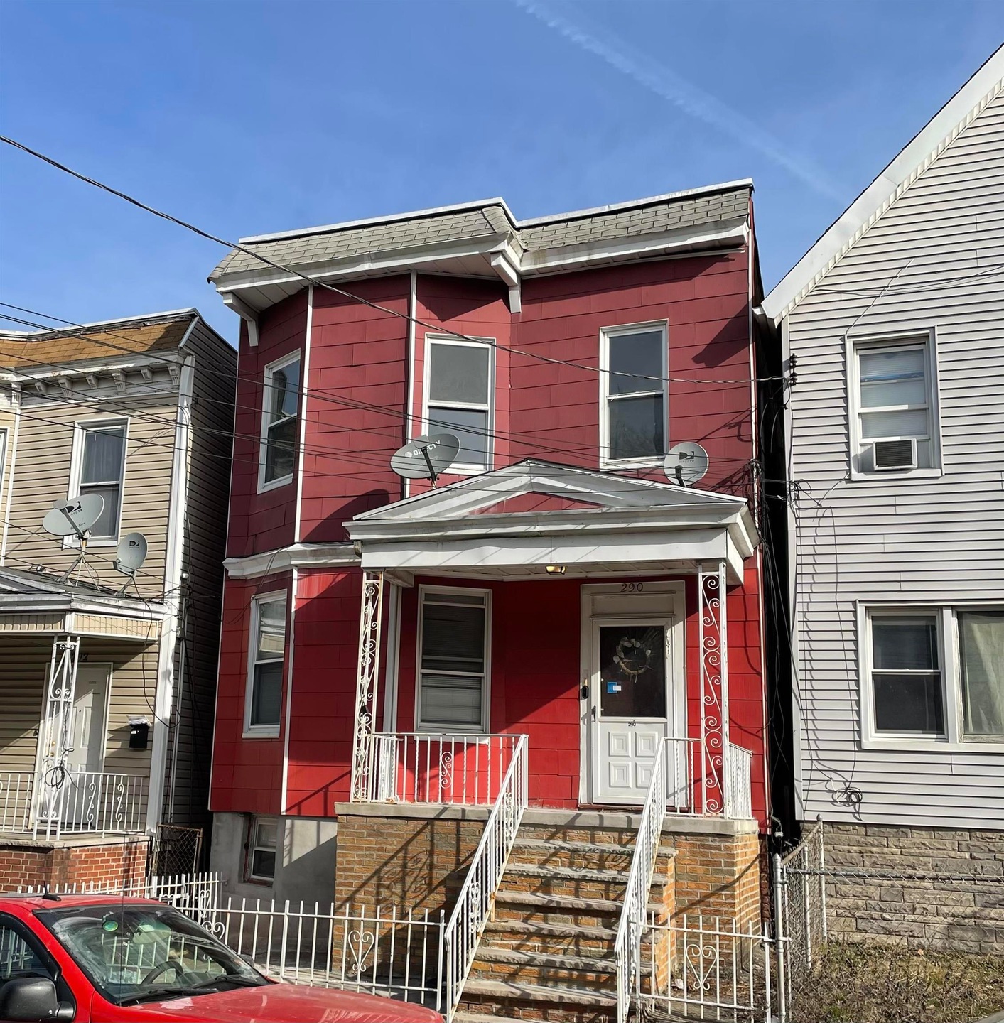 290 Claremont Ave unit 2, Jersey City, NJ 07305 - photo 1