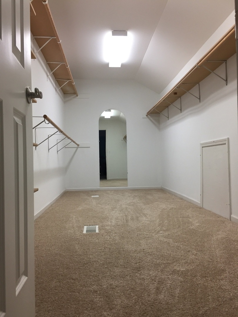 1219 Thackery Ct, Naperville, IL 60564 - photo 1