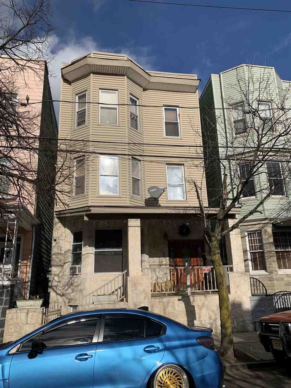 212 Maple St unit 3, Weehawken, NJ 07086 - photo 1