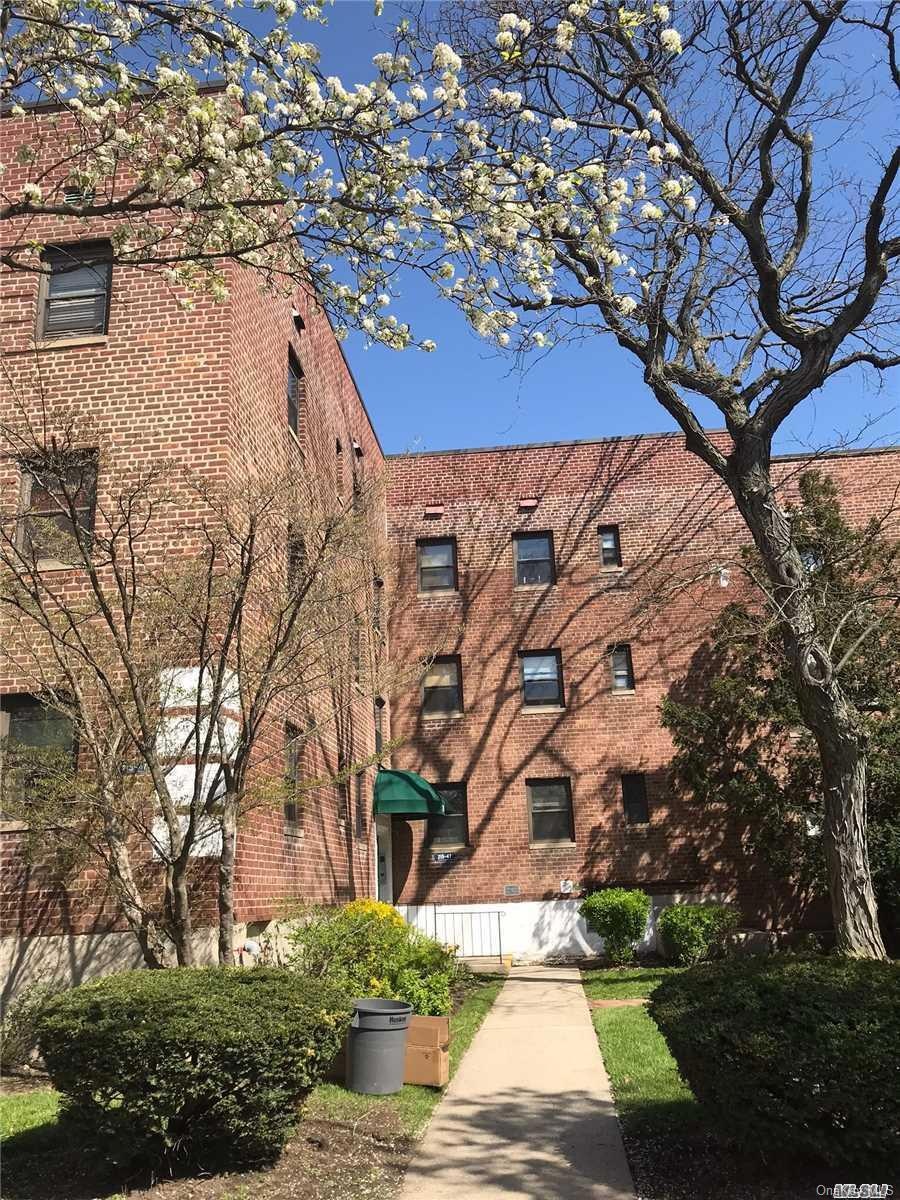 215-47 47th Ave unit 1D, Bayside, NY 11361 - photo 1