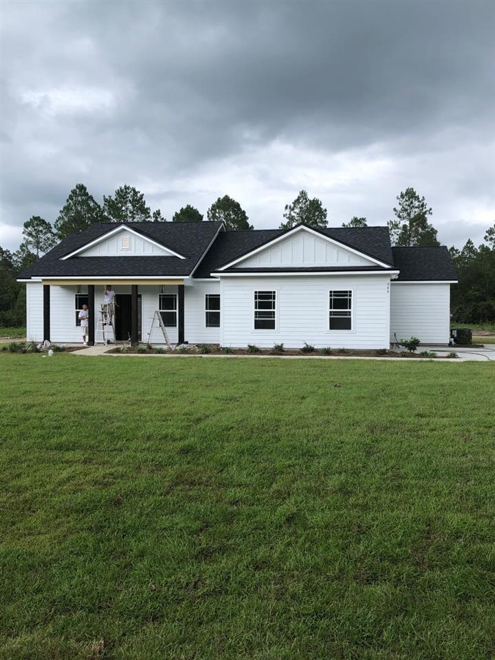 582 Parkside Cir, Crawfordville, FL 32327 - photo 1